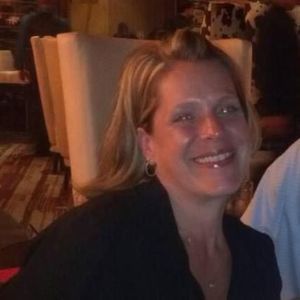 Meet your Posher, Carrie